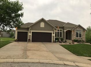 1107 Foxshire Cir, Raymore, MO 64083