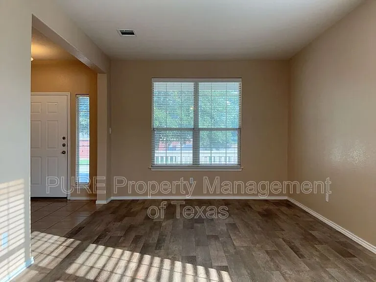 1215 Alpine Mountain Dr — Photo 7