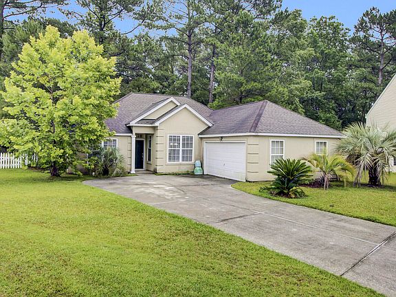 3rd image of 9057 Pickett Fence Ln