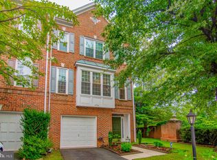 4704 Bideford Sq, Fairfax, VA 22030