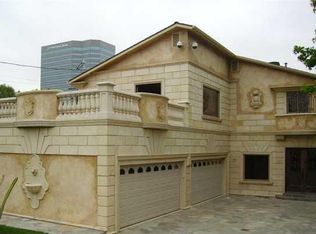 15153 Greenleaf St, Sherman Oaks, CA 91403