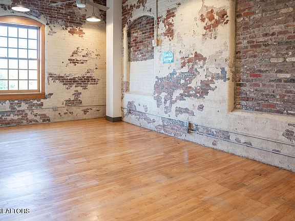 2nd image of 222 N Central St #303