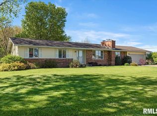 2 Settlers Ln, Springfield, IL 62707
