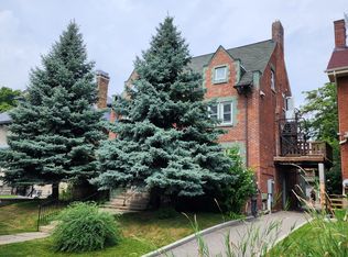 32 High Park Blvd #B2, Toronto, ON M6R1M7