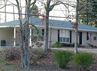 1541 Ridge Rd, Columbus, MS 39705