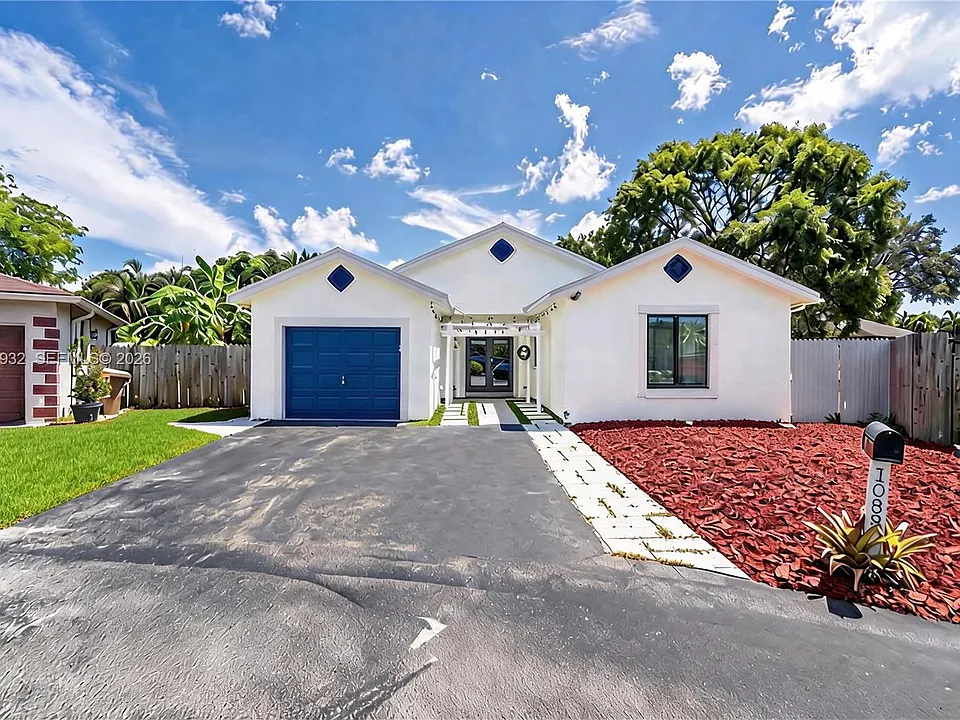 1038 SW 120th Way