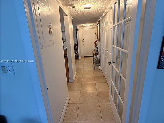 5th image of 20381 NE 30th Ave APT 320-7