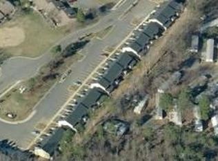 8504 Summerglen Cres, Charlotte, NC 28227