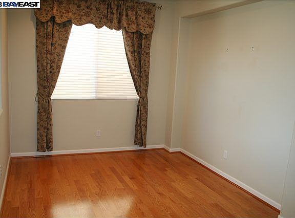 5th image of 5581 Bellevue Cir