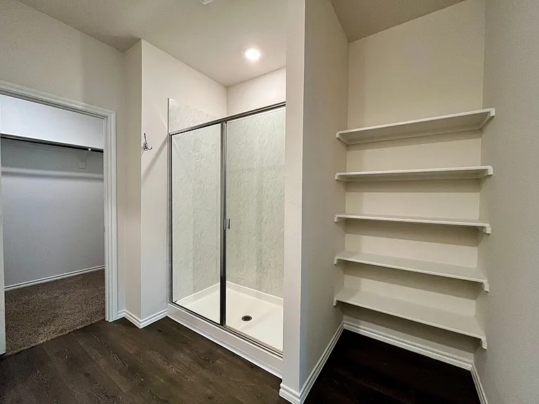 2304 Lattimore St — Photo 13