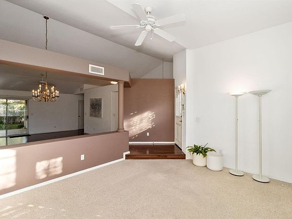 3rd image of 1146 E La France Dr