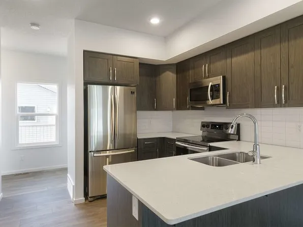 20708 99b Ave NW #1A, Edmonton, AB T5T 7N2