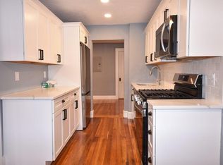 11 Hammond St APT 6, Waltham, MA 02451