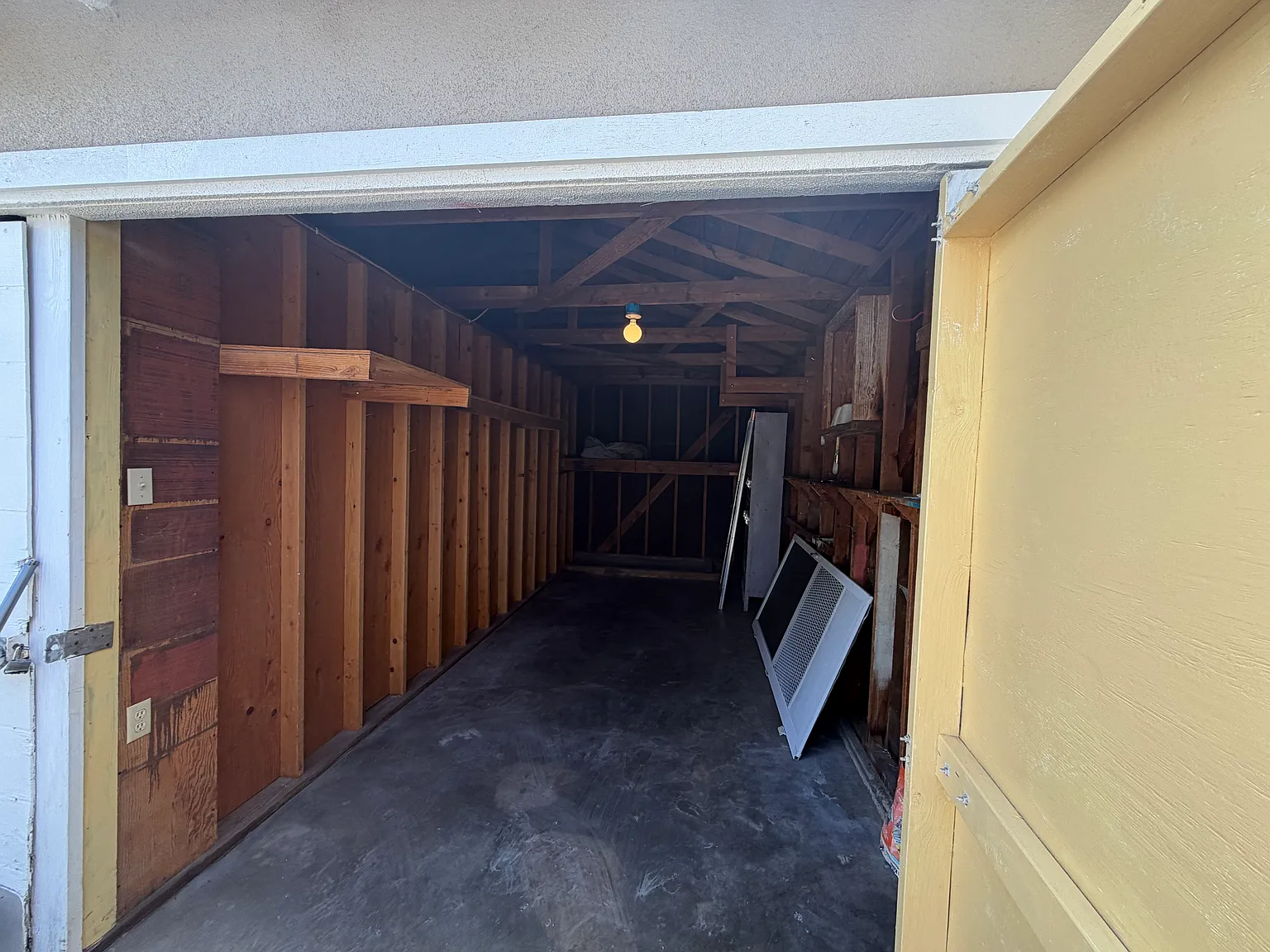 134 Moffett Dr — Photo 2