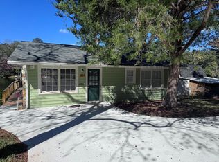 1671 W Pine Lake Dr, West Point, GA 31833