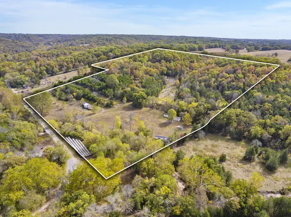 2718 Holt Woods Road, Reeds Spring, MO 65737