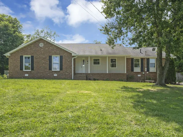 107 Meadowvue Dr, Hendersonville, TN 37075