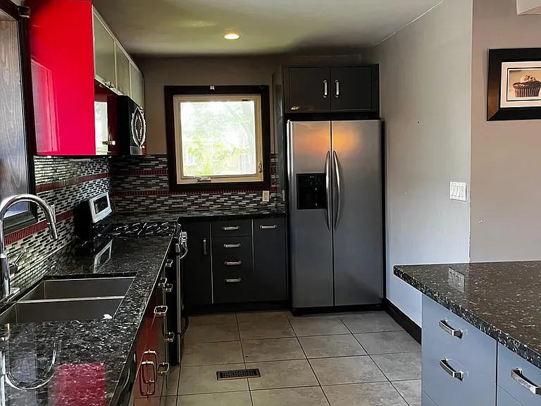 44 Romulus Dr — Photo 7