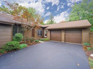 39 Carpenters Rdg, Cincinnati, OH 45241