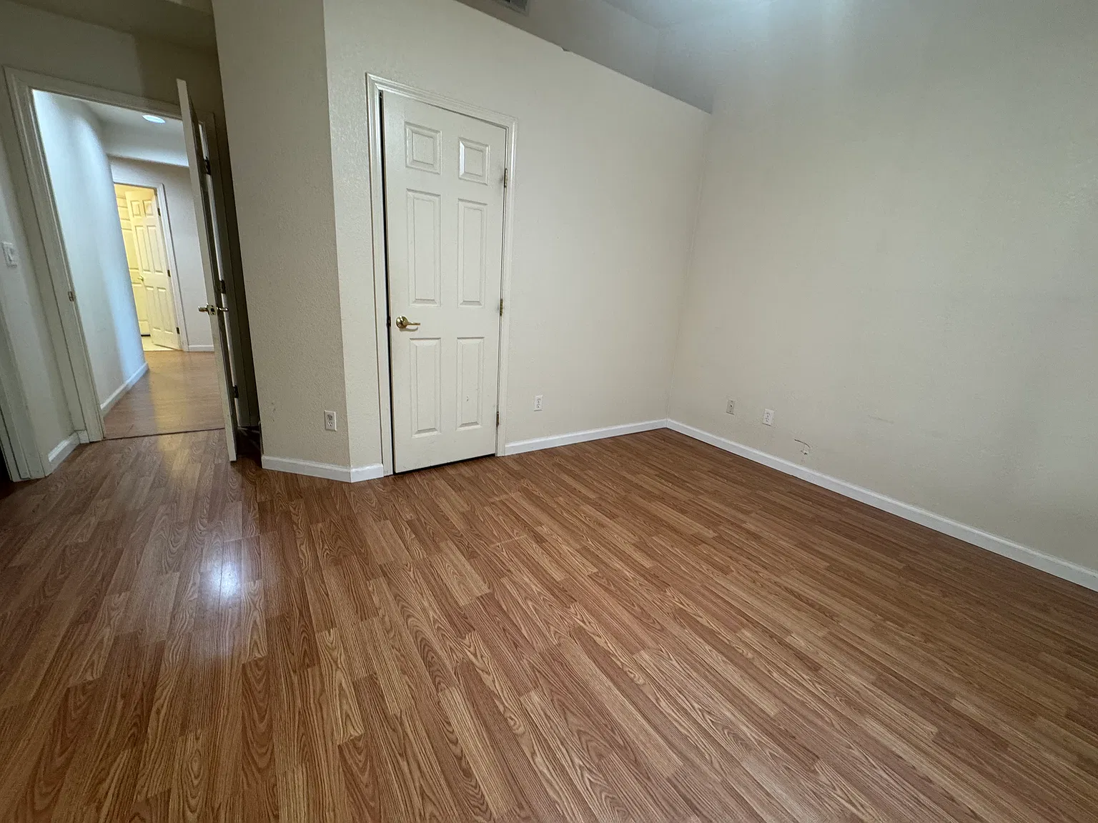 3 bed, 1590 sqft, $2,700 — Photo 4
