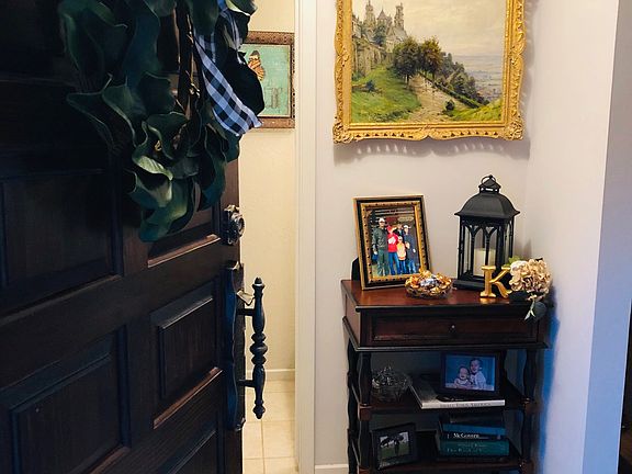 4th image of 116 Carefree Ln