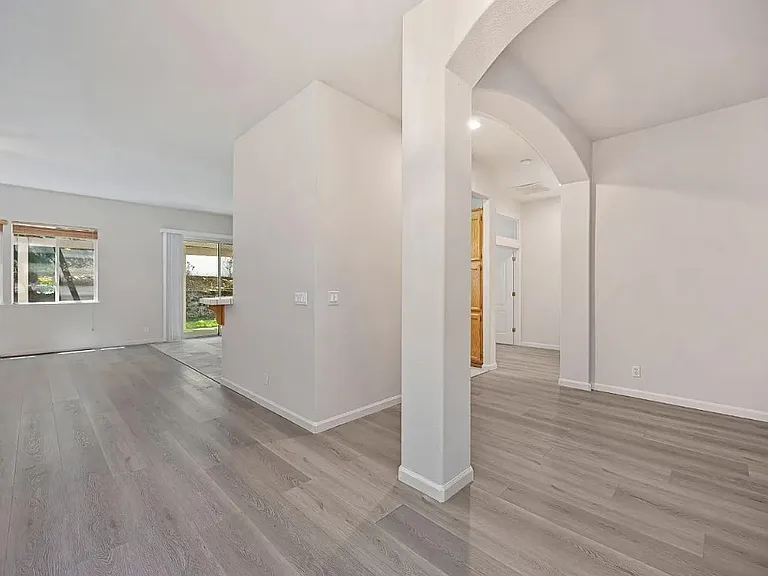 1293 Withers Ct — Photo 4