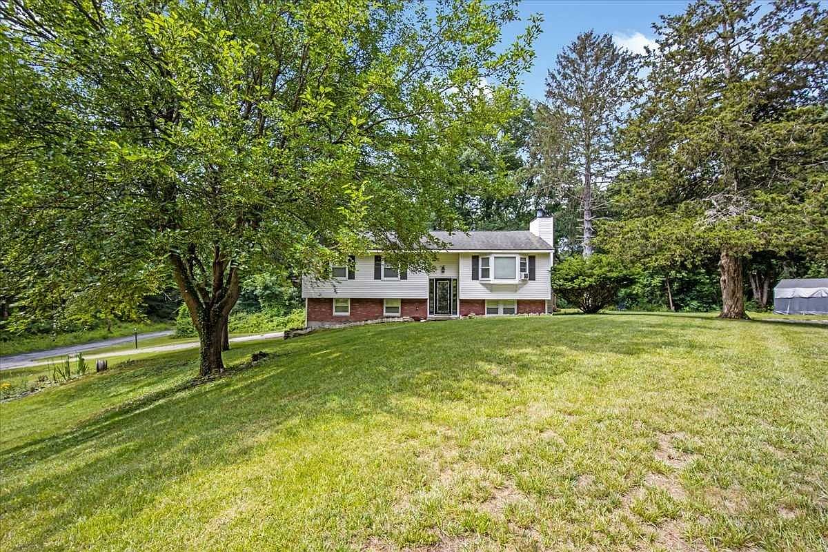 22 Fishkill Creek Rd, Hopewell Junction, NY 12533 Zillow