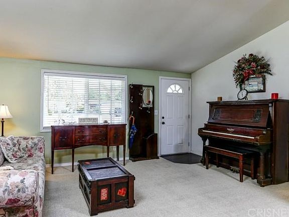 4th image of 27309 Dewdrop Ave