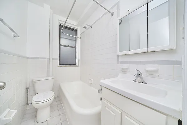 Rented by Living New York | media 10