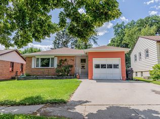 1418 N 16th St, Bismarck, ND 58501