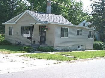 1st image of 311 6th Ave S