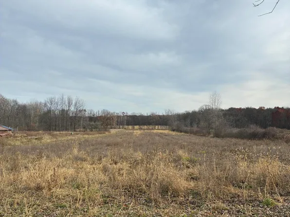 1756 20th St, Allegan, MI 49010