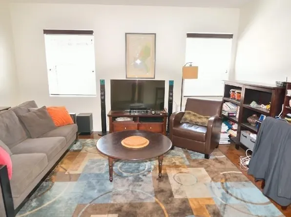27 Bowdoin St APT 2A, Boston, MA 02114
