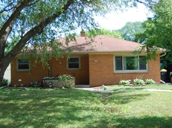 4456 N 107th STREET, Wauwatosa, WI 53225
