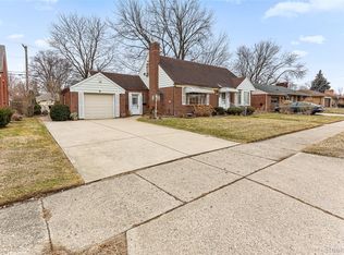 17980 Homer St, Roseville, MI