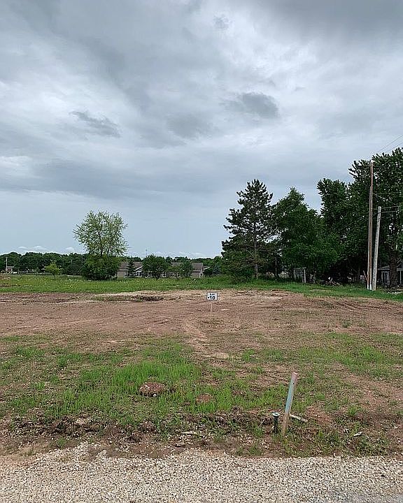 2nd image of Jerelyn Ct #10