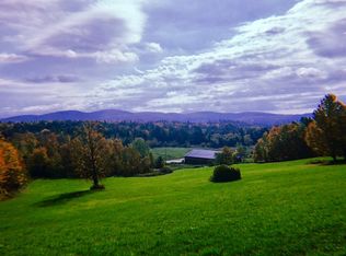 355 Woods Hollow Rd, Westford, VT 05494