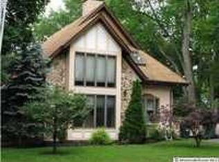 92 Dayton Ave, Toms River, NJ
