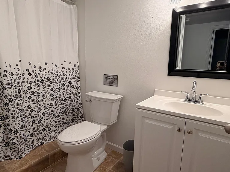 5208A Ravenna Ave NE — Photo 13