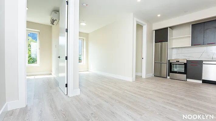 Rented by Nooklyn NYC LLC | media 30