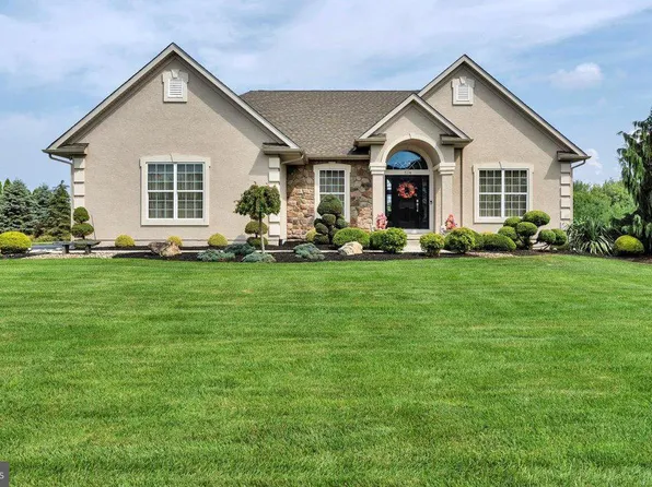 514 Leonard Ln, Mullica Hill, NJ 08062