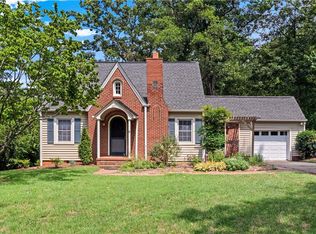 2117 N Peace Haven Rd, Winston Salem, NC 27106