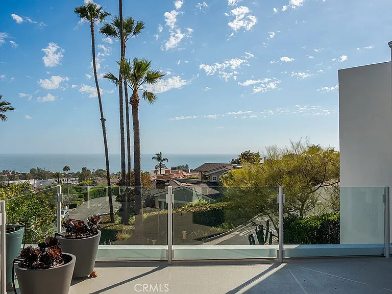 920 Skyline Dr — Photo 60