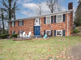 109 Ivy Ln, Clinton, TN 37716