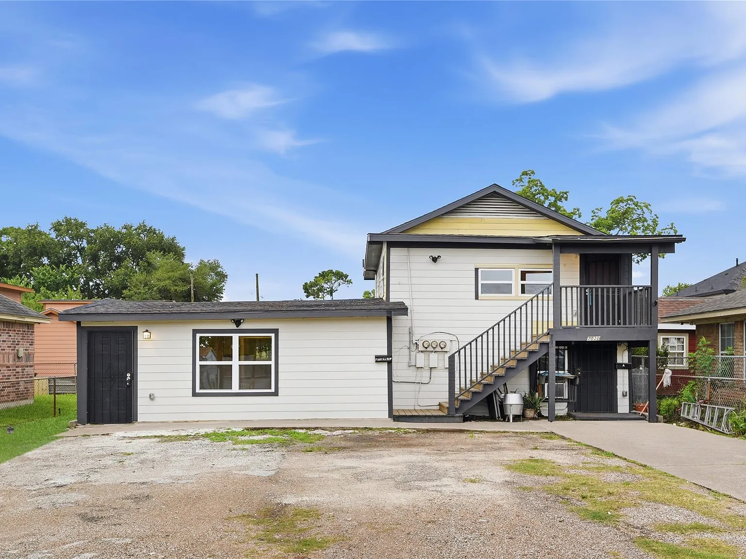 1 bed, 1.0 bath, 700 sqft, $890 — Photo 3