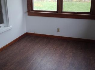 34 Victor Ave, Niles, OH 44446