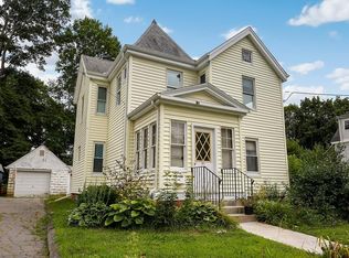 32 Clark Ave, Walpole, MA 02081