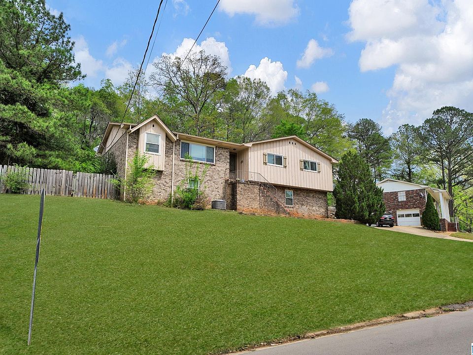 1st image of 844 Sherwood Forest Dr