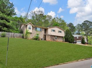 844 Sherwood Forest Dr, Birmingham, AL 35235
