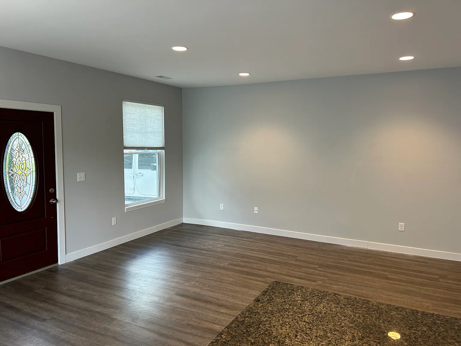 3 bed, 1375 sqft, $2,175 — Photo 4